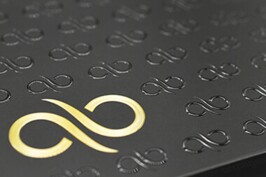 Relief-Lackierung glänzend