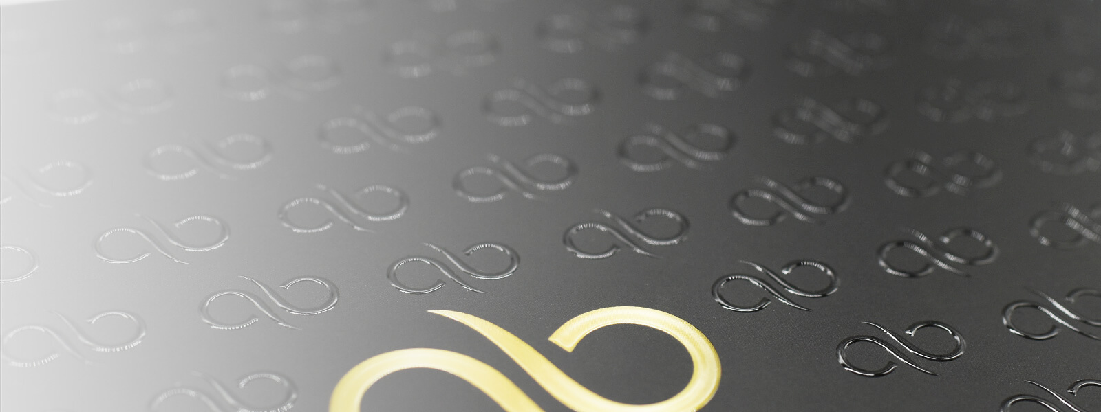 Druckveredelung Relief-Effekt glänzend